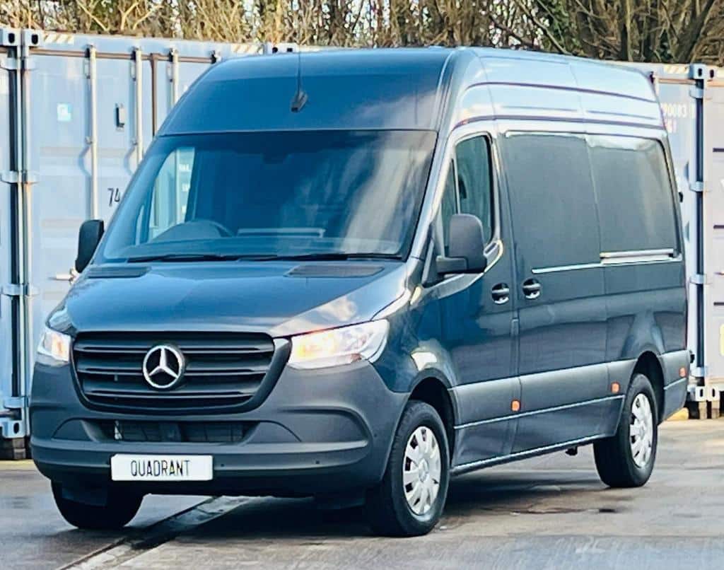 Mercedes Sprinter 315CDI L2 Diesel 150ps RWD 35t H2 Premium Van in Tenorite Grey Metallic