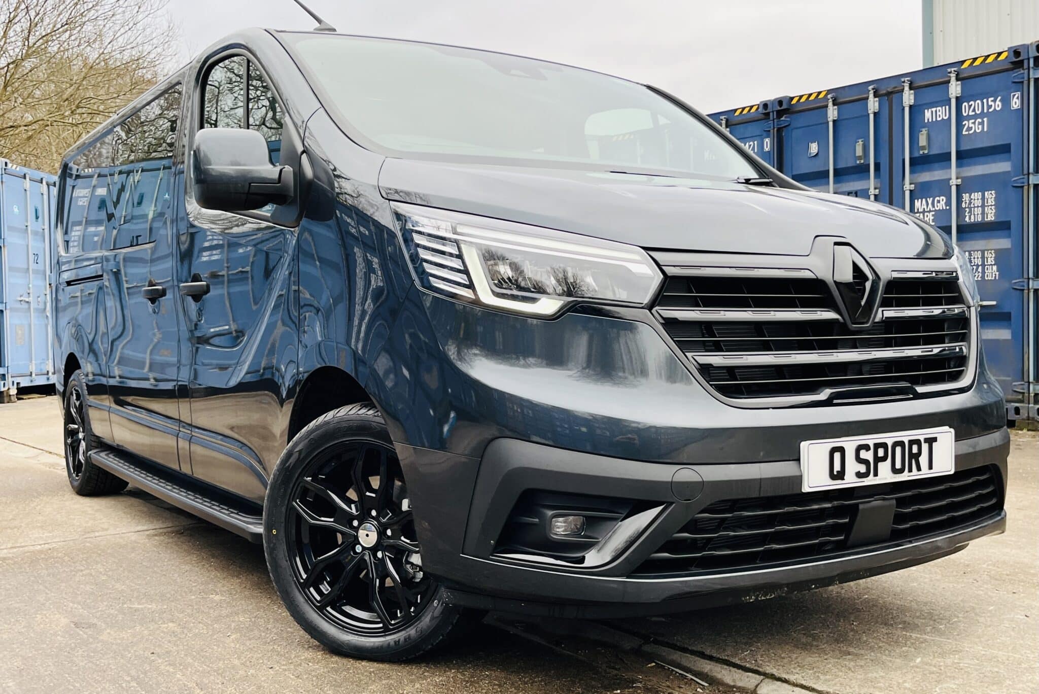 New Renault Trafic Lwb 6 Seat Crew Cab 150ps Q Sport