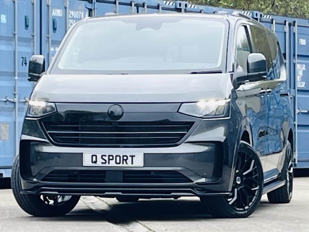New VW Transporter T7 Lwb 70ps Auto Kombi Q Sport Metallic Graphite Dust