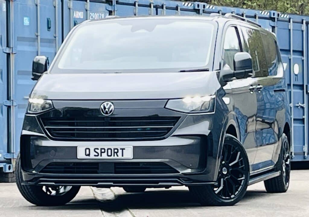 New VW Transporter T7 Lwb 70ps Auto Kombi Q Sport Metallic Graphite Dust