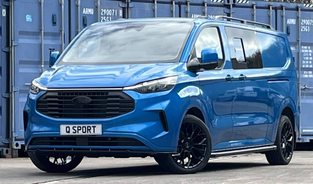Ford Transit Custom Q Sport Electric in Blue