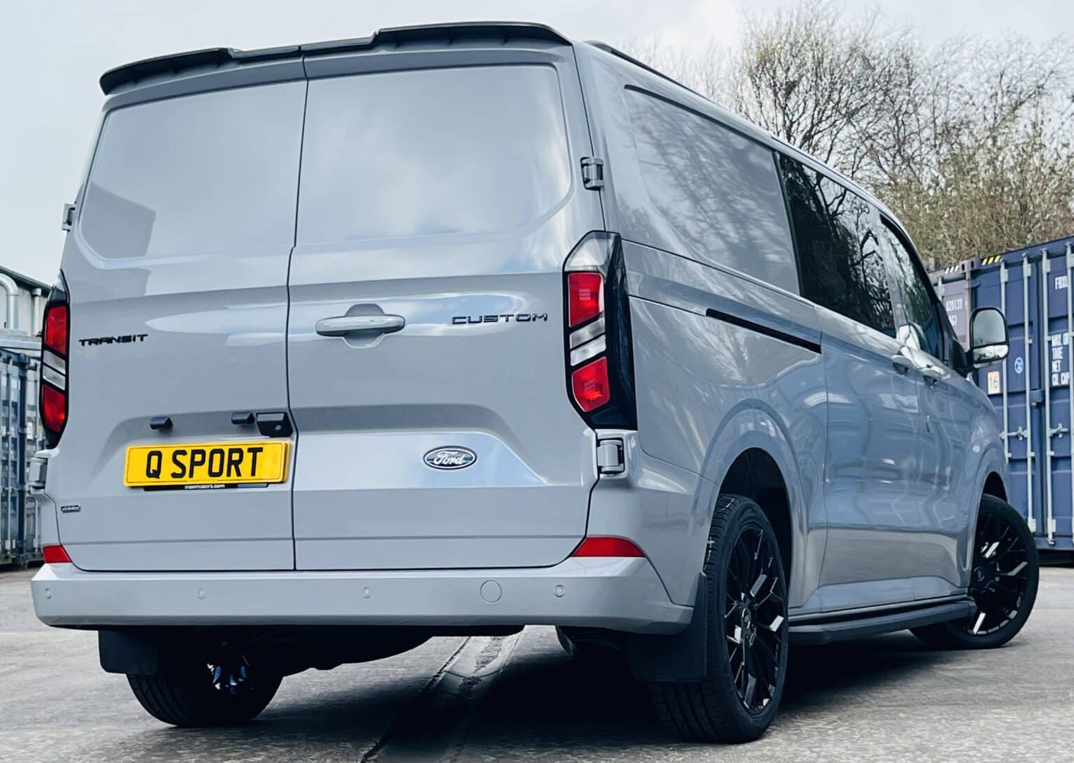 Ford Transit Custom Q Sport in Grey Matter by Quadrant Vehicles 7 Ford Transit Custom Q Sport in Grey Matter by Quadrant Vehicles